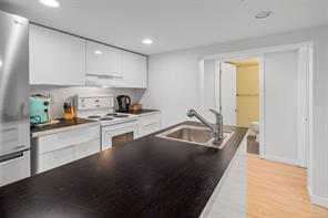1618 Pinewood Ave — listing photo 55 of 67