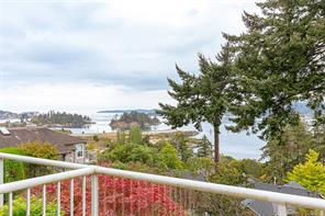 44-118 Aldersmith Pl — listing photo 32 of 36