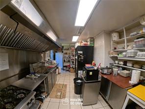 8405 Byng Rd — listing photo 17 of 24