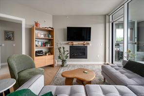 301-3529 Dolphin Dr — listing photo 16 of 63