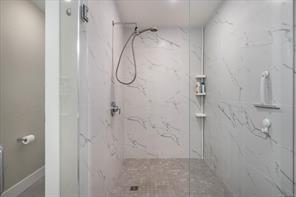 301-3529 Dolphin Dr — listing photo 24 of 63