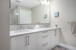 301-3529 Dolphin Dr — listing photo 25 of 63