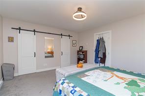 615 Sturdee St — listing photo 19 of 42