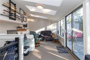 615 Sturdee St — listing photo 30 of 42