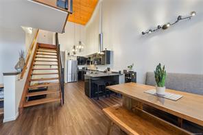 405-829 Goldstream Ave — listing photo 15 of 42