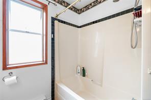 2-1215 Stelly's Cross Rd — listing photo 32 of 63