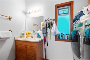2-1215 Stelly's Cross Rd — listing photo 38 of 63