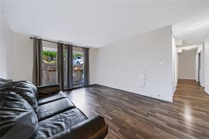 101-6715 Dover Rd — listing photo 15 of 32