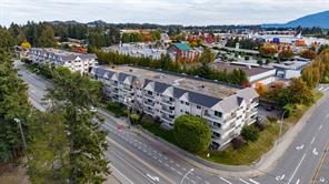 101-6715 Dover Rd — listing photo 17 of 32