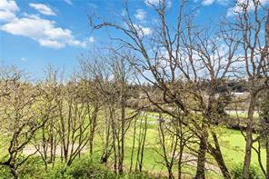 301-2850 Aldwynd Rd — listing photo 45 of 48