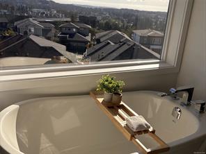 2403 Azurite Cres — listing photo 21 of 58