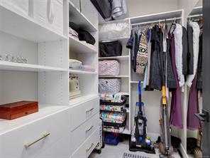2403 Azurite Cres — listing photo 25 of 58
