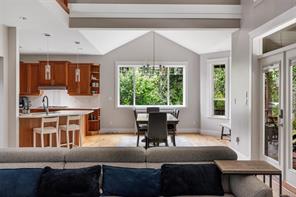 2944 Roozendaal Rd — listing photo 22 of 94
