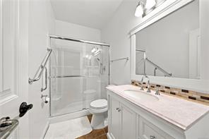 5926 Tower Pl — listing photo 19 of 44