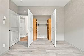 5926 Tower Pl — listing photo 22 of 44