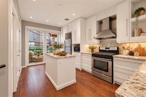 6554 Goodmere Rd — listing photo 14 of 68