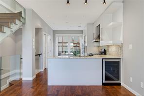 6554 Goodmere Rd — listing photo 37 of 68