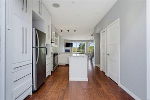 6554 Goodmere Rd — listing photo 41 of 68