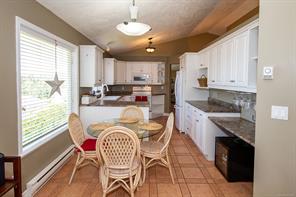 2-709 Luscombe Pl — listing photo 19 of 37