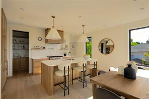 2-3080 Oakdowne Rd — listing photo 16 of 66