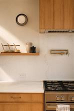 2-3080 Oakdowne Rd — listing photo 23 of 66
