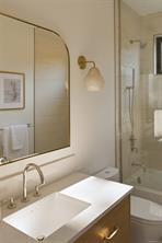 2-3080 Oakdowne Rd — listing photo 44 of 66