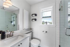 57 Sims Ave — listing photo 19 of 40
