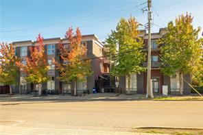$439,000 - 555 Franklyn St<br>Nanaimo, British Columbia, V9R 2X9