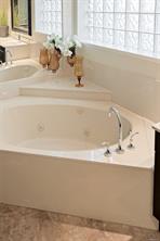 543 Marine View — listing photo 52 of 97
