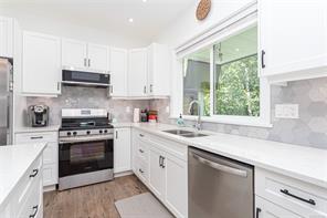 3027 Abbott Pl — listing photo 17 of 41