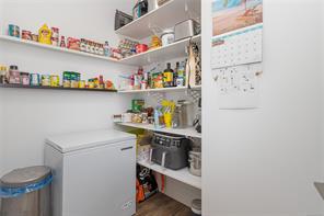 3027 Abbott Pl — listing photo 21 of 41