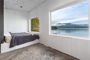 111 Horbury Rd — listing photo 38 of 96