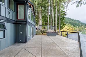 111 Horbury Rd — listing photo 55 of 96