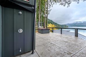 111 Horbury Rd — listing photo 57 of 96