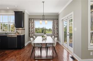 473 Nottingham Dr — listing photo 13 of 59