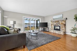 13-523 Island Hwy — listing photo 29 of 37
