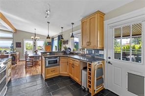 885 Glenhale Cres — listing photo 72 of 96