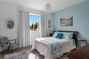 755 Butterfield Rd — listing photo 30 of 56