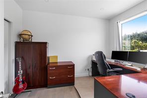 755 Butterfield Rd — listing photo 33 of 56