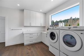 755 Butterfield Rd — listing photo 35 of 56