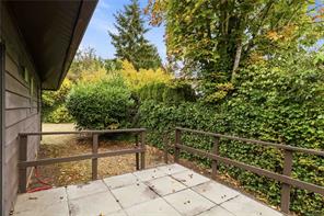 946 Paconla Pl — listing photo 18 of 26