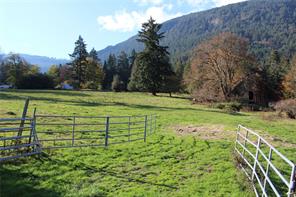 7028 Westholme Rd — listing photo 15 of 73