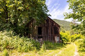 7028 Westholme Rd — listing photo 17 of 73