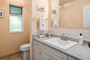7028 Westholme Rd — listing photo 34 of 73