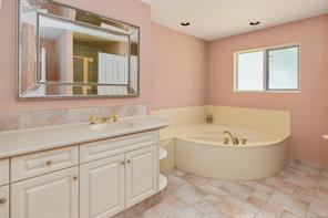 7028 Westholme Rd — listing photo 37 of 73