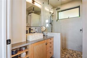 1071 Uplands Close — listing photo 20 of 48