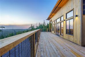 1071 Uplands Close — listing photo 24 of 48