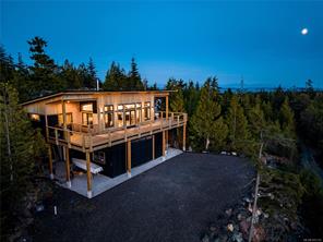 1071 Uplands Close — listing photo 38 of 48