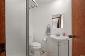 4344 Briardale Rd — listing photo 18 of 61