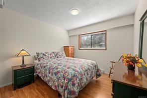 4344 Briardale Rd — listing photo 23 of 61